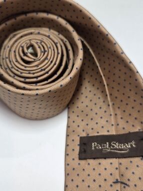 Paul Stuart Mens 100% Silk Orange W/ Blue Polka Dot VTG Tie 3x57"